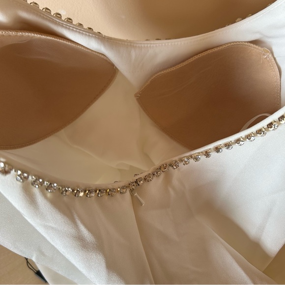 Ieena for Mac Duggal 26583 - Jeweled Evening Gown in White Size 8 - Picture 12 of 14